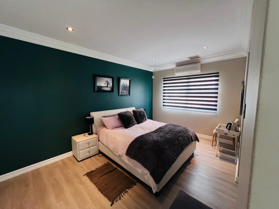 5 Bedroom Property for Sale in Pecanwood Estate North West